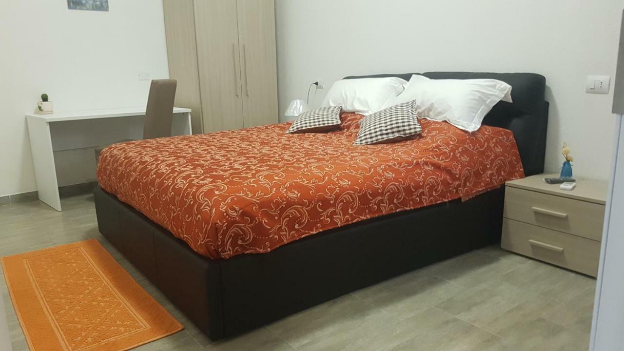Boutique Oriente Express Hotel Cagliari Luaran gambar